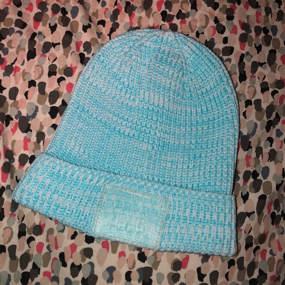 BLUE & WHITE RECYCLED PLASTIC CUFFED BEANIE